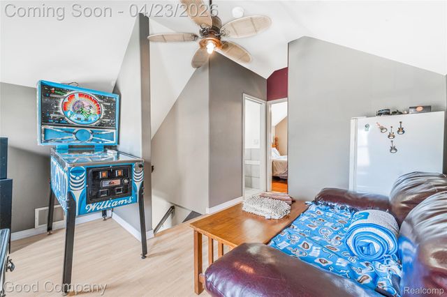 22000 Fresard Street, St. Clair Shores, MI 48080