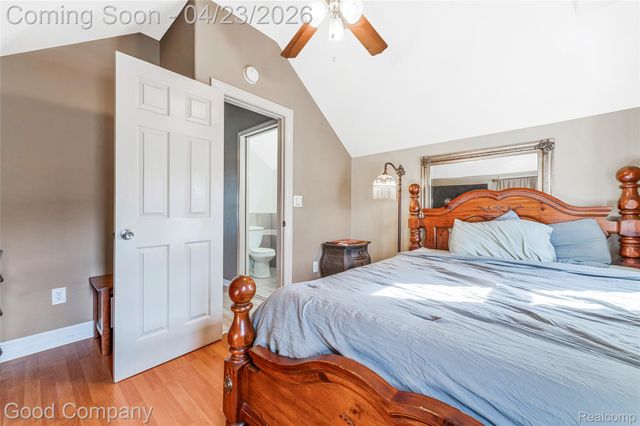 22000 Fresard Street, St. Clair Shores, MI 48080