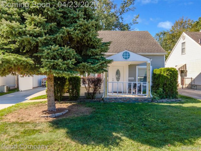 22000 Fresard Street, St. Clair Shores, MI 48080