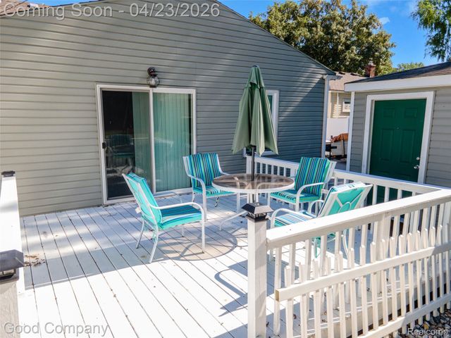 22000 Fresard Street, St. Clair Shores, MI 48080