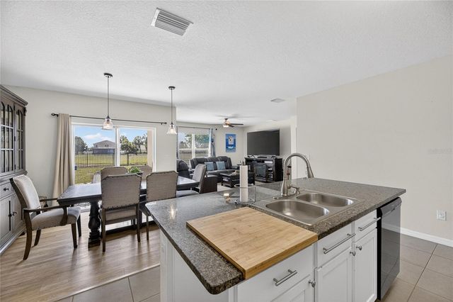 11813 MYRTLE ROCK DRIVE, Riverview, FL 33578