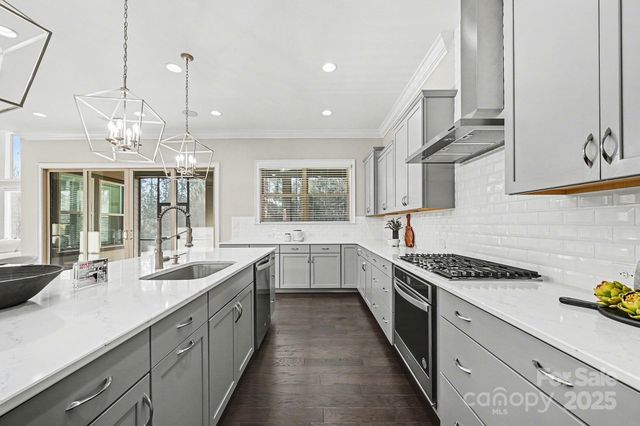 17651 Hawkwatch Lane, Charlotte, NC 28278