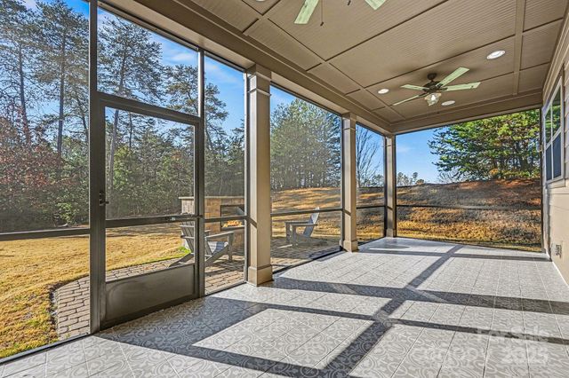 17651 Hawkwatch Lane, Charlotte, NC 28278