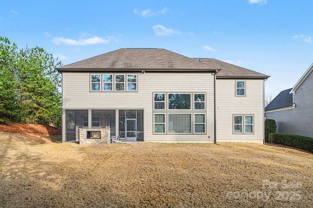 17651 Hawkwatch Lane, Charlotte, NC 28278