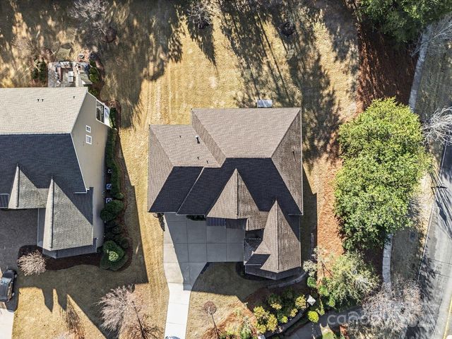 17651 Hawkwatch Lane, Charlotte, NC 28278