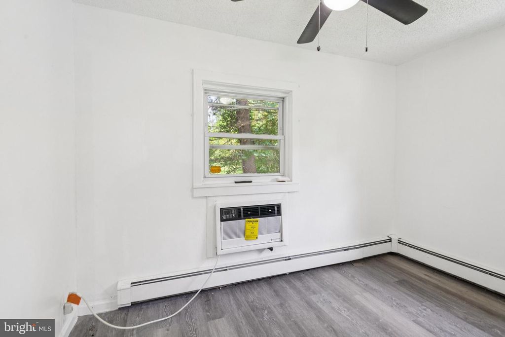 611 POWELL RD, Mount Holly, NJ 08060