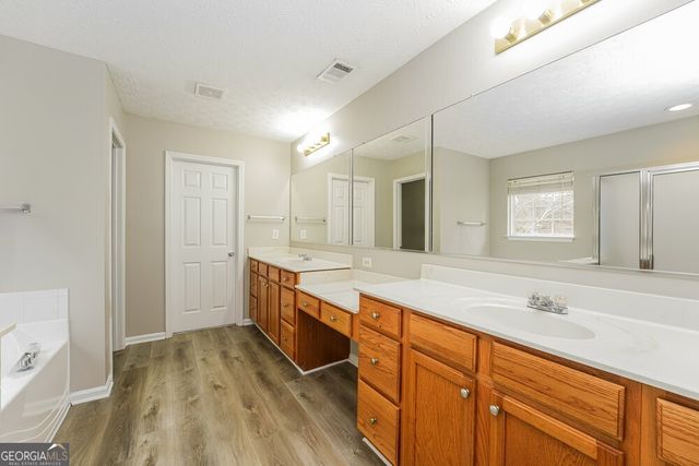 3980 Medlock Park Drive, Snellville, GA 30039