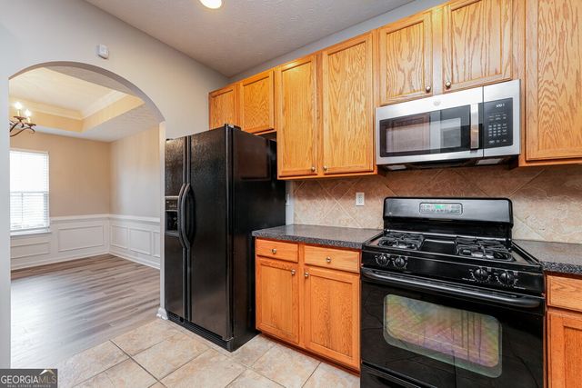 3980 Medlock Park Drive, Snellville, GA 30039