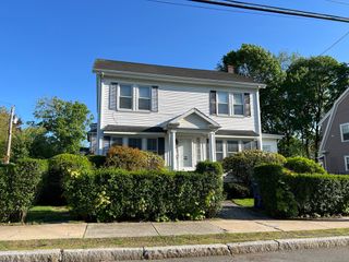 203 Porter St, Melrose, MA 02176