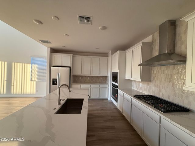 27472 N 69TH Lane, Peoria, AZ 85383