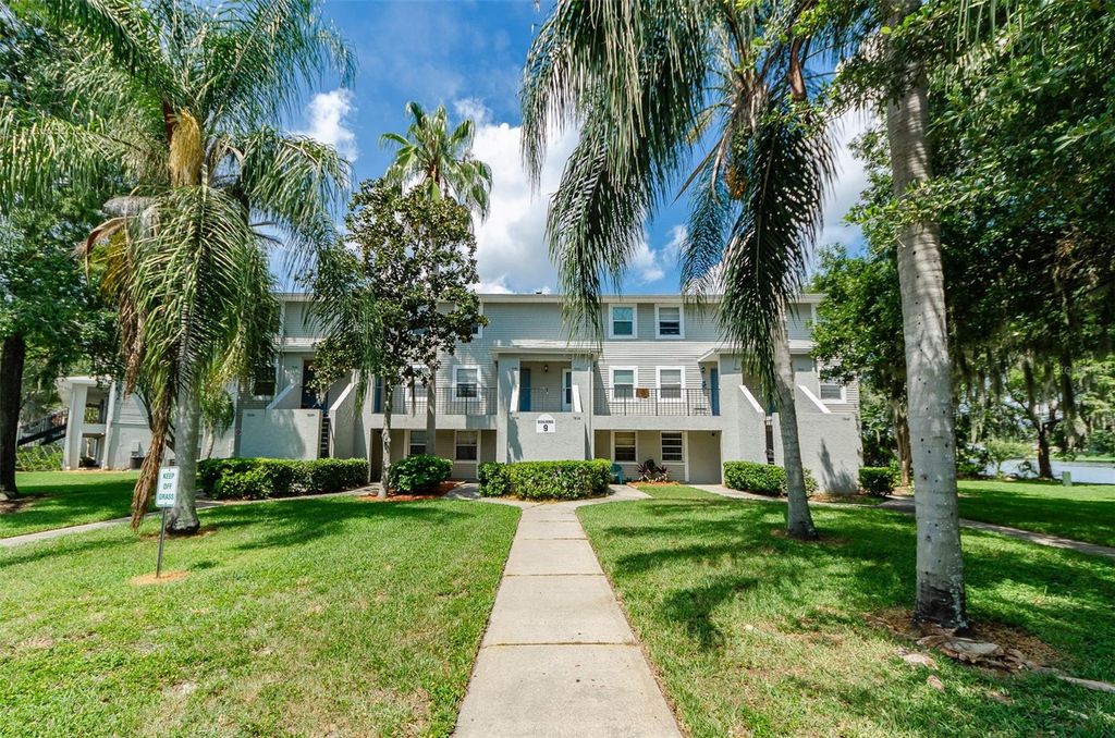 7246 E BANK DRIVE 106, Tampa, FL 33617