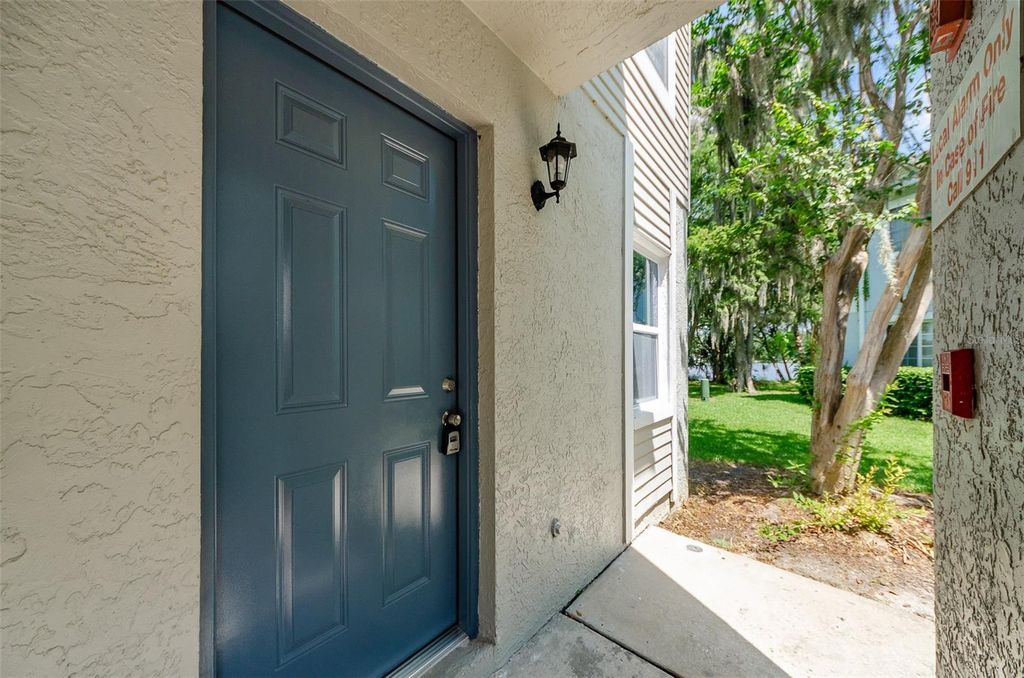 Image 3 of property listing at 7246 E BANK DRIVE 106, Tampa, FL 33617