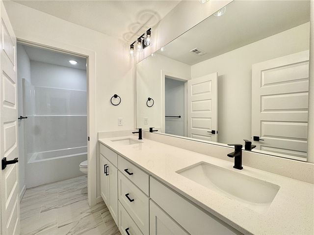 2631 Relaxation Avenue, Springdale, AR 72764