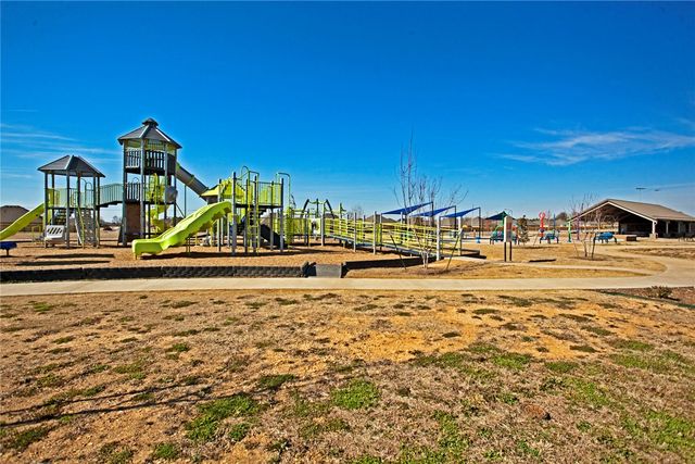 2631 Relaxation Avenue, Springdale, AR 72764