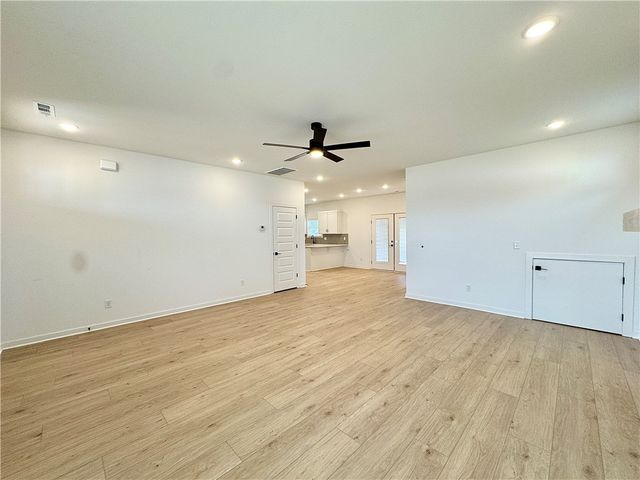 2631 Relaxation Avenue, Springdale, AR 72764