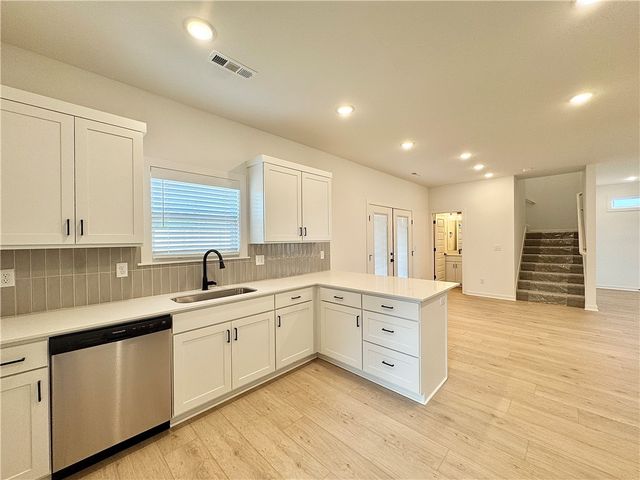 2631 Relaxation Avenue, Springdale, AR 72764