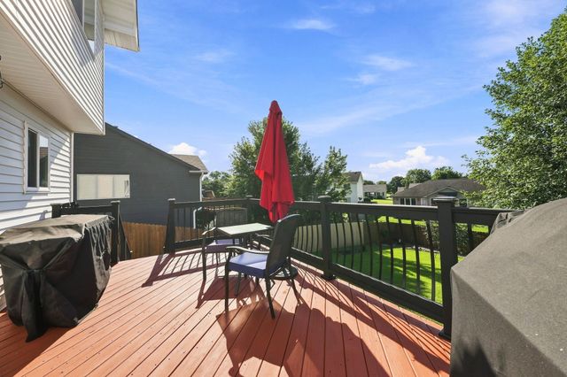 497 Morning Dove Boulevard, Pleasant Hill, IA 50327