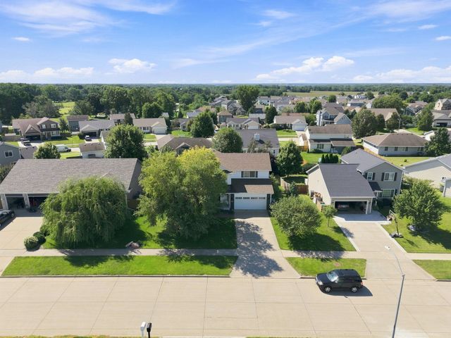 497 Morning Dove Boulevard, Pleasant Hill, IA 50327