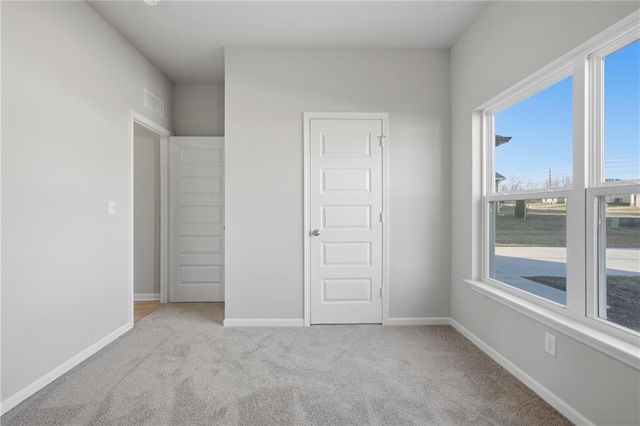 637 W Bluebird Street, Gardner, KS 66030