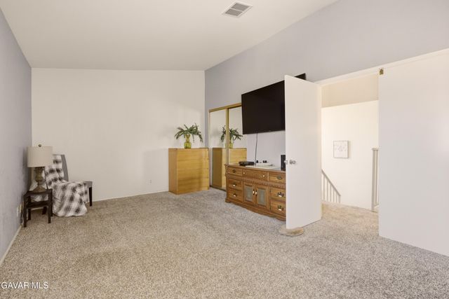 118 E Avenue R3, Palmdale, CA 93550