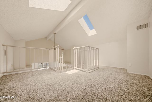 118 E Avenue R3, Palmdale, CA 93550