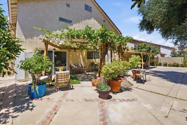 118 E Avenue R3, Palmdale, CA 93550