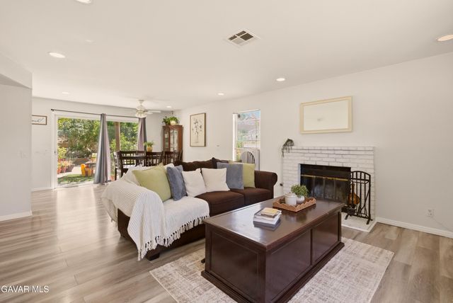 118 E Avenue R3, Palmdale, CA 93550
