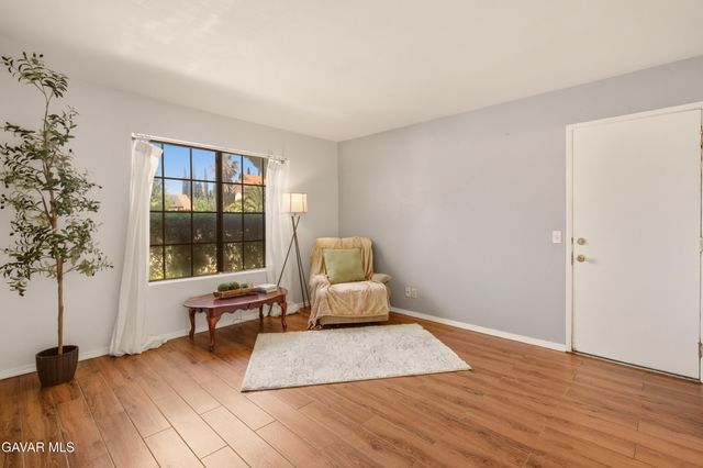 118 E Avenue R3, Palmdale, CA 93550