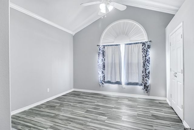 10624 Russell DR, Chandler, TX 75758