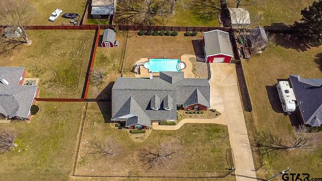 10624 Russell DR, Chandler, TX 75758