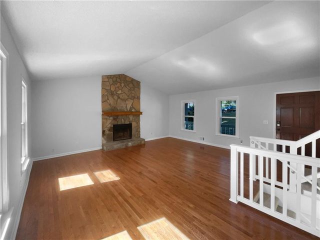 550 Wayside Drive, Lawrenceville, GA 30046