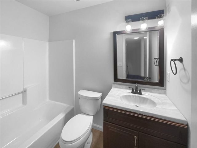 550 Wayside Drive, Lawrenceville, GA 30046