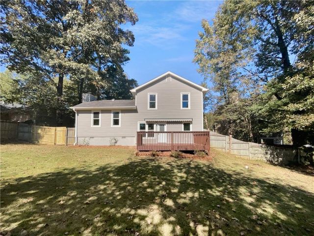550 Wayside Drive, Lawrenceville, GA 30046