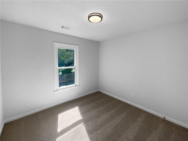 550 Wayside Drive, Lawrenceville, GA 30046