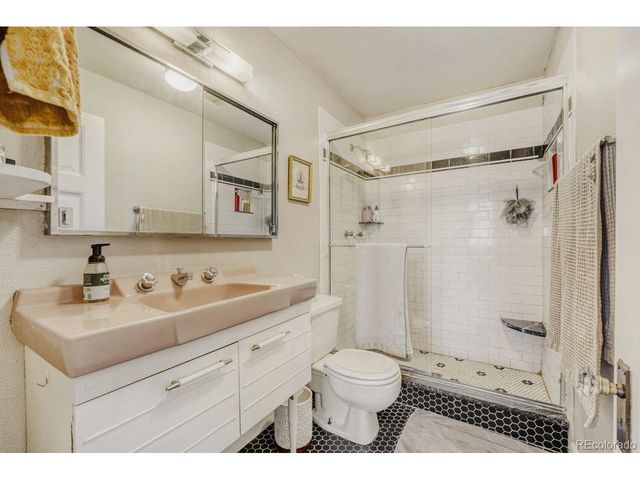 2351 Federal Blvd 306, Denver, CO 80211