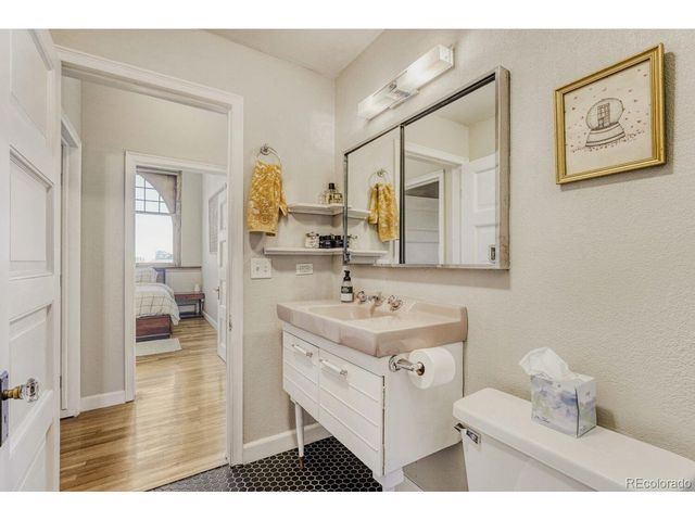 2351 Federal Blvd 306, Denver, CO 80211