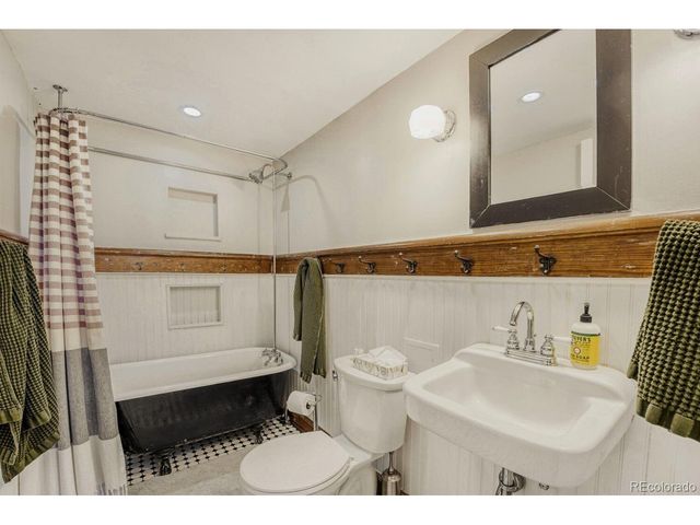 2351 Federal Blvd 306, Denver, CO 80211