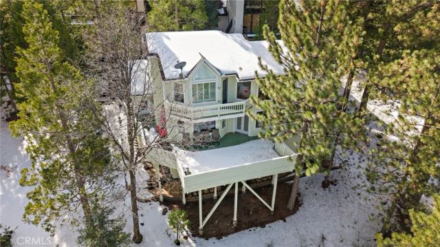 180 Grass Valley, Lake Arrowhead, CA 92352