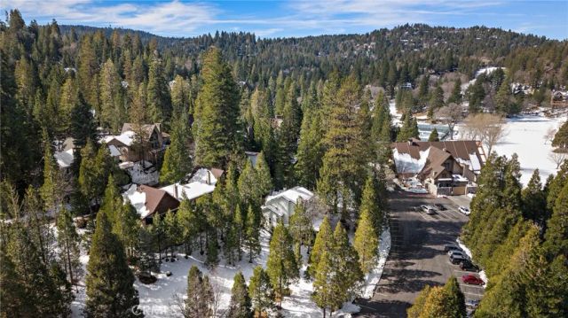 180 Grass Valley, Lake Arrowhead, CA 92352