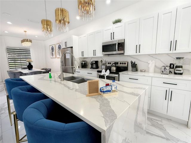 530 ORISTA DRIVE, Davenport, FL 33897