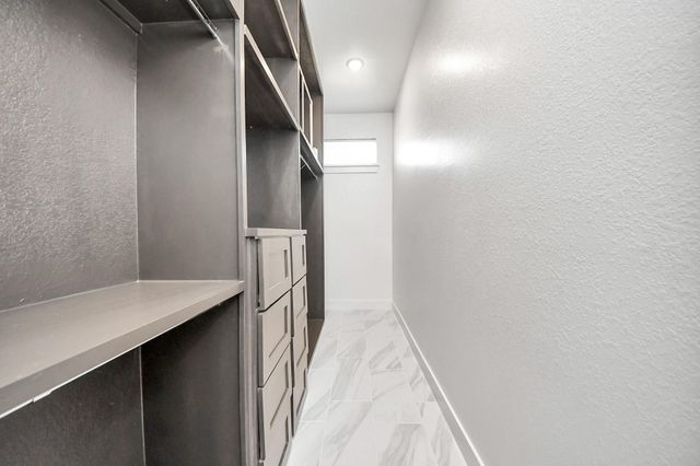 10058 Nectar Path, Iowa Colony, TX 77583