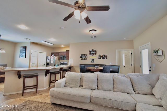 6828 Jordyn Emily Lane, El Paso, TX 79932