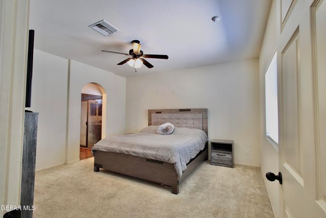 6828 Jordyn Emily Lane, El Paso, TX 79932