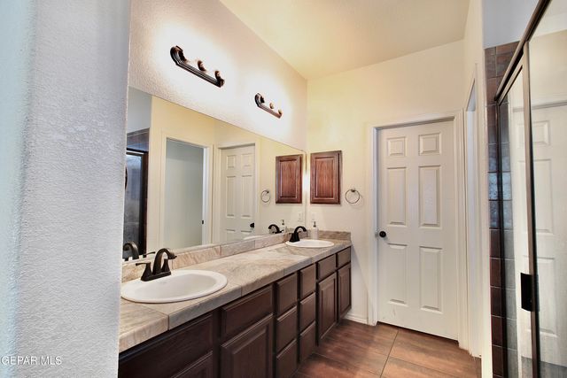 6828 Jordyn Emily Lane, El Paso, TX 79932
