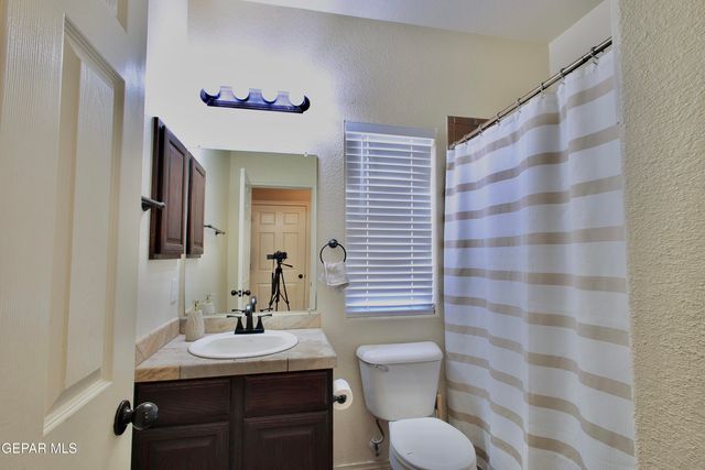 6828 Jordyn Emily Lane, El Paso, TX 79932