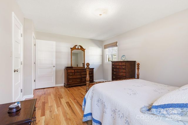 500 Old Haw Creek Road, Asheville, NC 28805