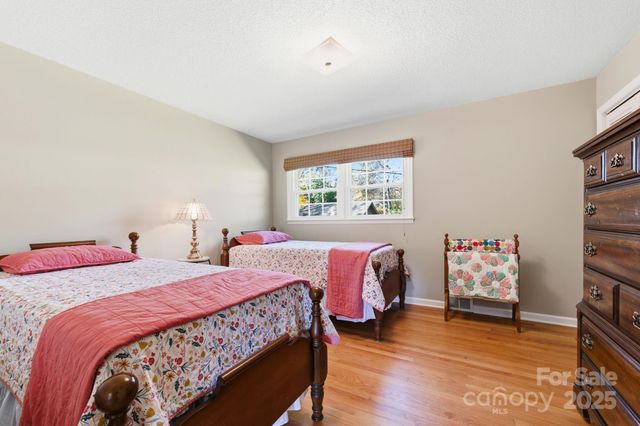 500 Old Haw Creek Road, Asheville, NC 28805