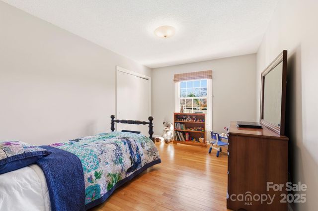 500 Old Haw Creek Road, Asheville, NC 28805