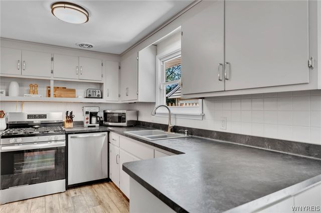 650 East And West Road, West Seneca, NY 14224