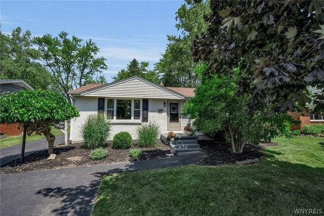 650 East And West Road, West Seneca, NY 14224